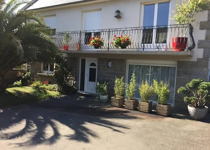 Tres Joli T2 Independant 250 M2 Jardin Privatif